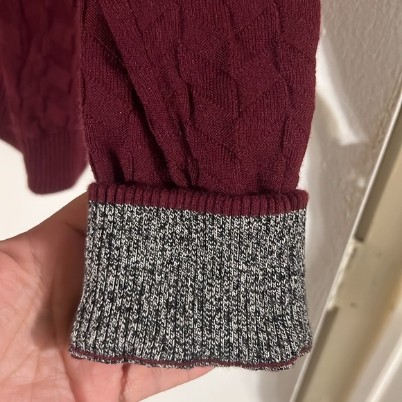 COPY - Robert Graham mens the vasa burgundy 1/4 zip classic fit sweater NWT - Picture 5 of 14